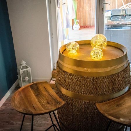 Aux 3 Nuances Suites Privatives & Spa Calais Zimmer foto