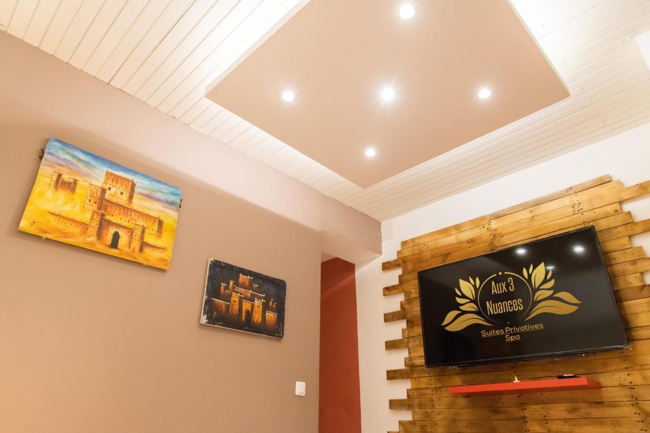 Aux 3 Nuances Suites Privatives & Spa Calais Exterior foto